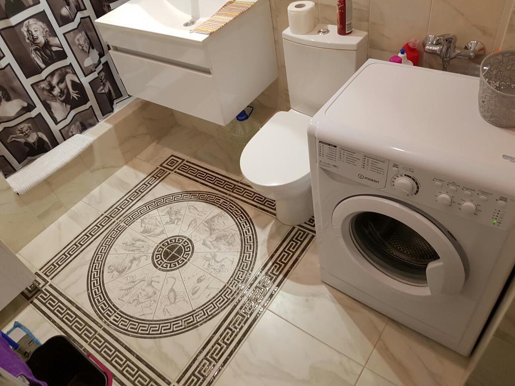Comfort Apartment On Bogdanivska Street 7B 키예프 외부 사진