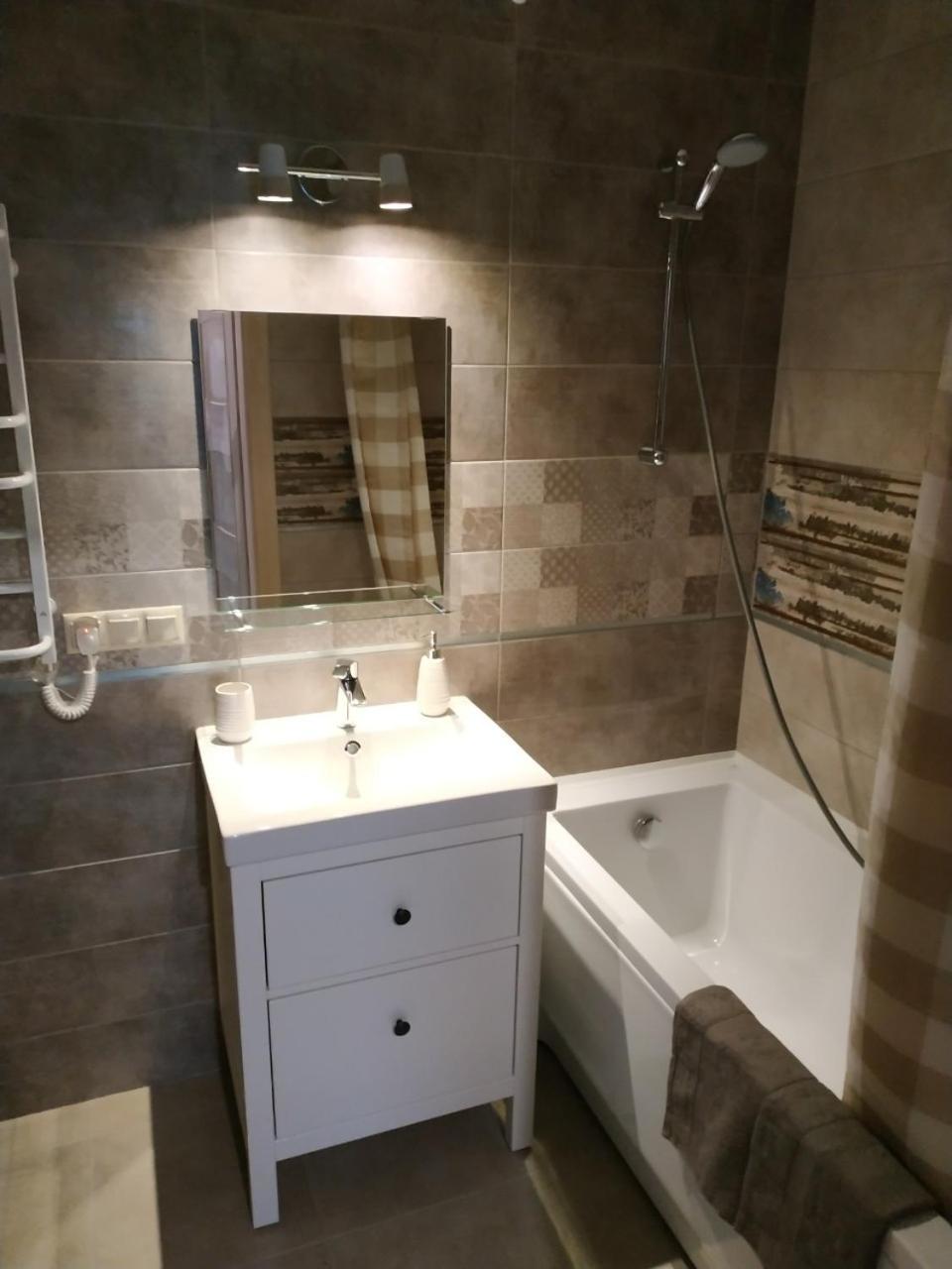 Comfort Apartment On Bogdanivska Street 7B 키예프 외부 사진